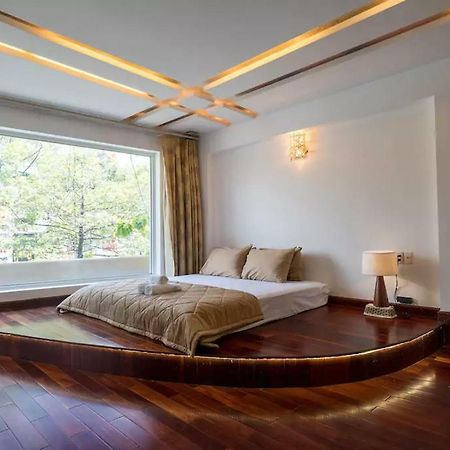 The Wooden Apartments - In The Heart Of Ben Thanh Ho Chi Minh City Exterior photo